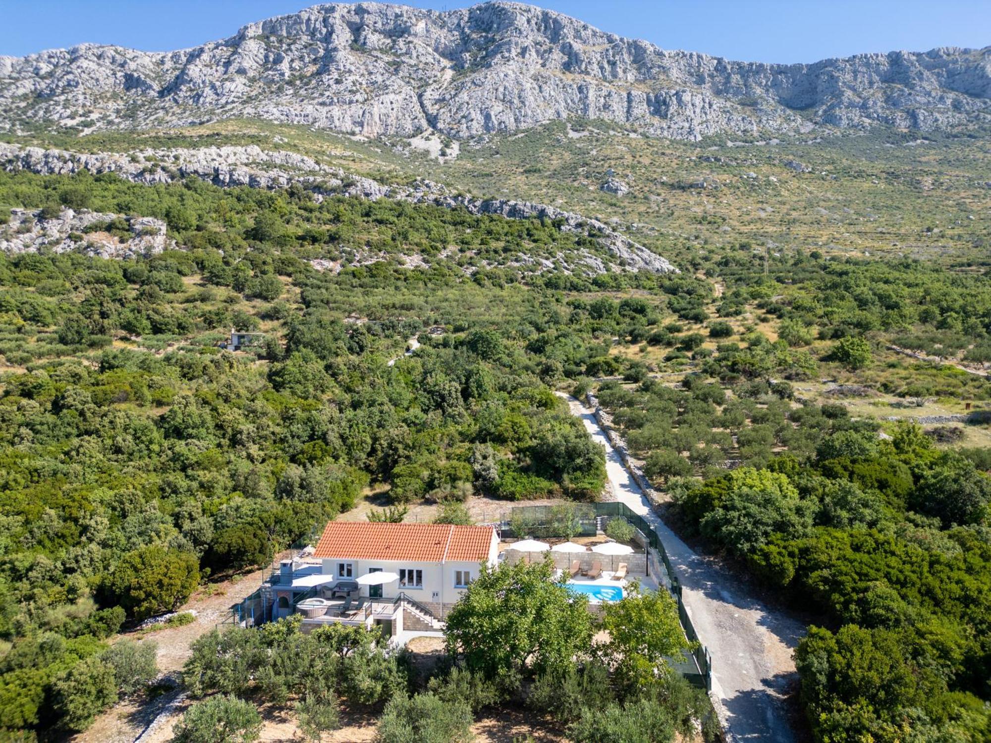 Private Villa Golden Hour With A View Of Split Area Kaštel Sućurac 외부 사진