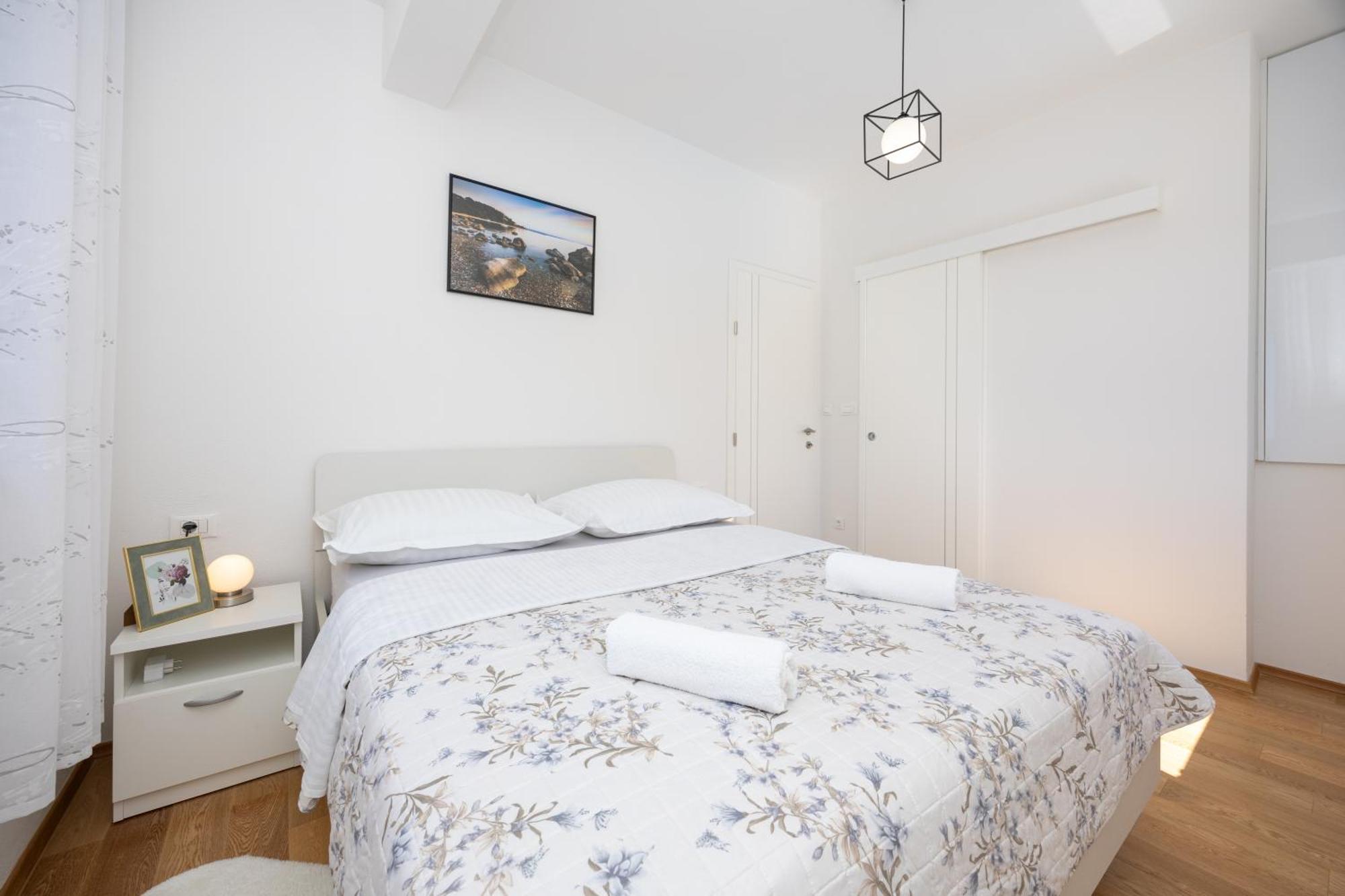 Private Villa Golden Hour With A View Of Split Area Kaštel Sućurac 외부 사진
